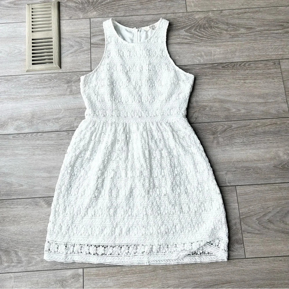 BB Dakota Andree  White Lace Dress - Picture 6 of 15